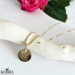 "Sunday" guld halskęde med sten inklusiv gravering