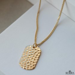 "Rylie" golden necklace for men with hammered dogtag  and your engraving