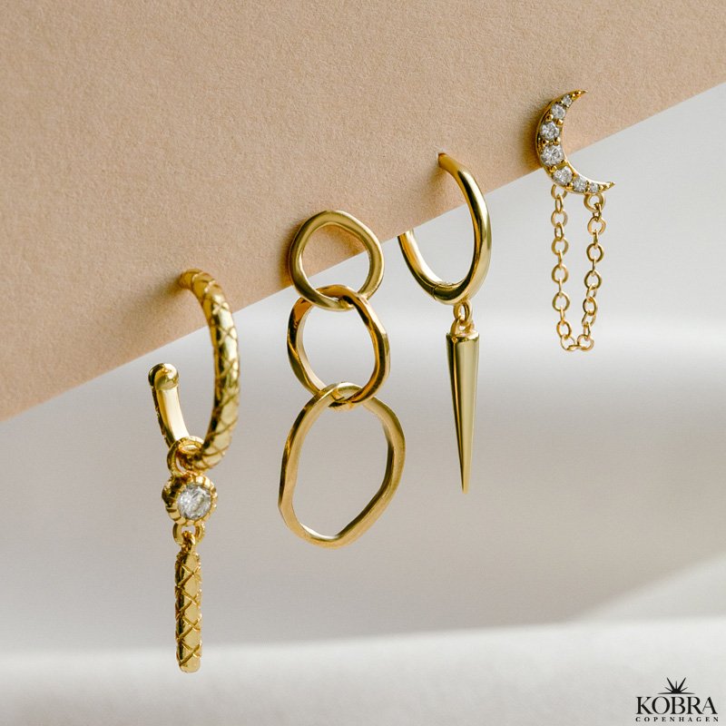 "Vania" 14 karat forgyldte enkle reringe