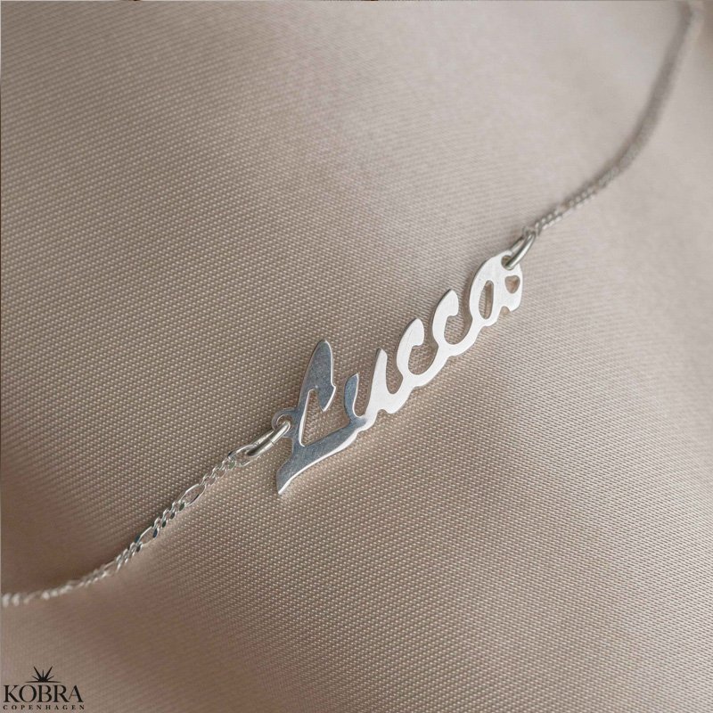 "Saga" hndlavet slv armbnd med dit navn