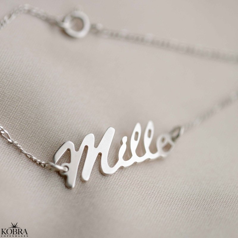 "Saga" hndlavet slv armbnd med dit navn