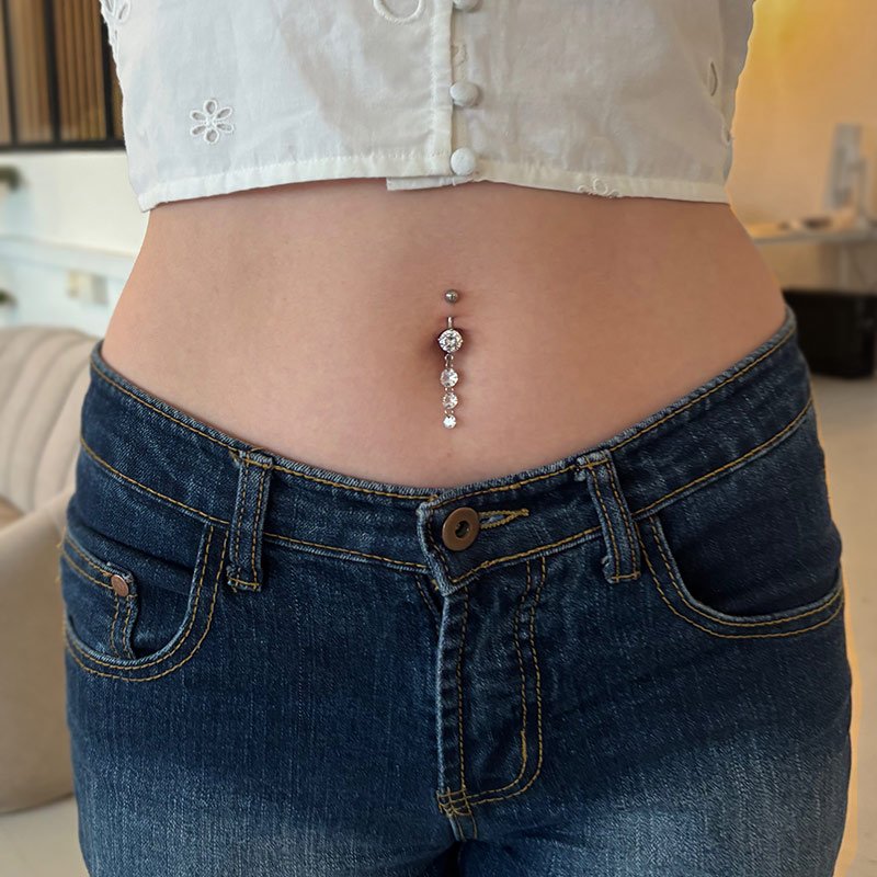 "Samantha" Navelpiercing