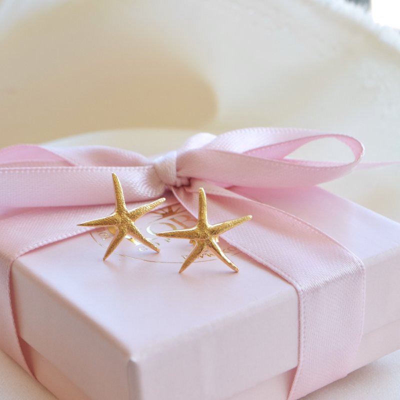 "Sea Star" guld �reringe med s�stjerner