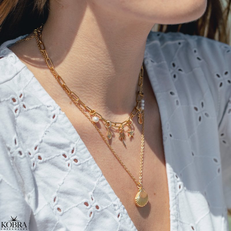 "California" gold necklace with your charms