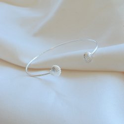 "Shiela" silver bracelet with seashells