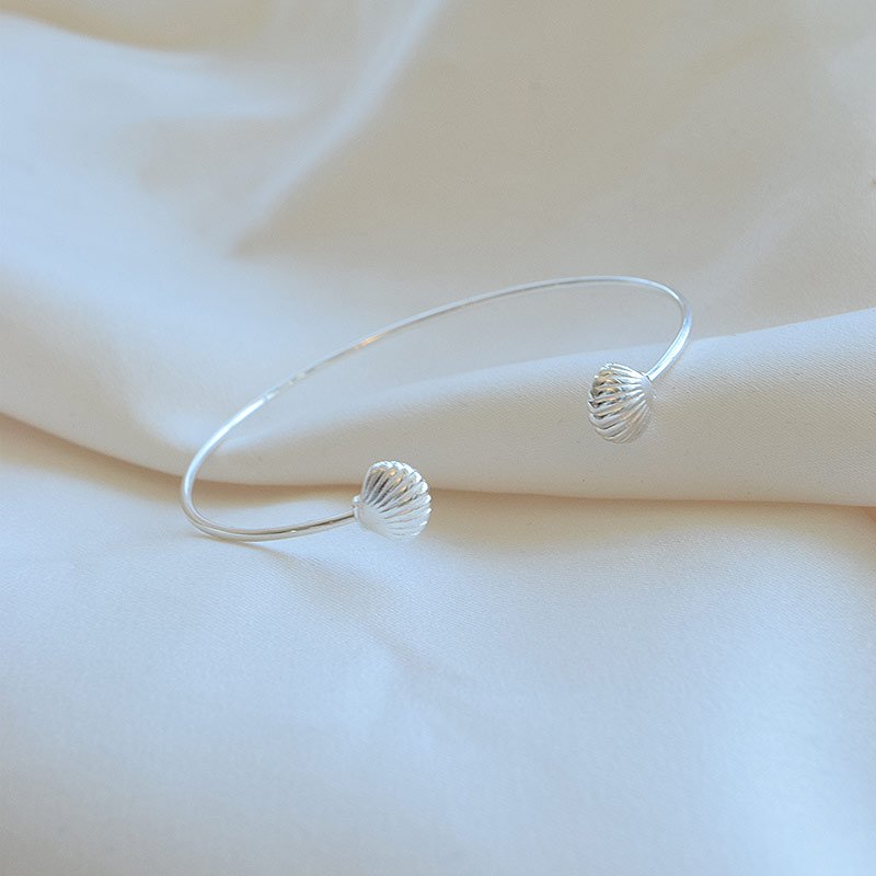 "Shiela" silver bracelet with seashells