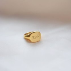 "Stockholm" Gold Signet Ring � Personal Engraving | 18K PVD