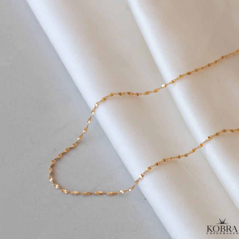 "Singapore" 18 karat forgyldt snoet kde