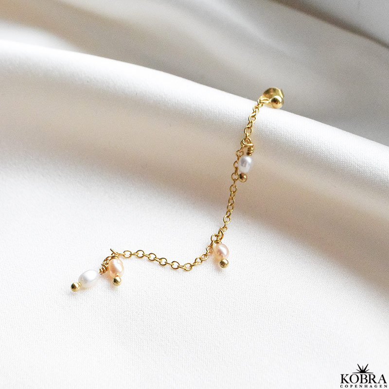 "Wilma" gold earring with pearls 1 pc.