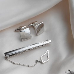 "Harry" Slipsenl og manchetknapper i poleret stl med gravering