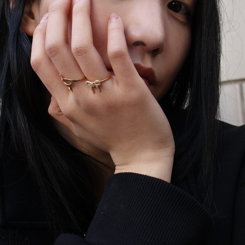 "Leonora" 18 karat forgyldt sljfering med sten