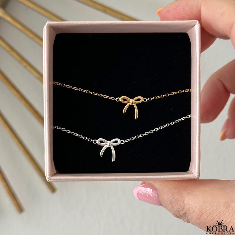 "Leila" silver bracelet with bow