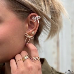 "Elsa" gold earrings with small bows and white stones