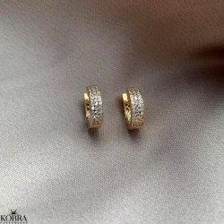 "Silje" 18 karat forgyldte sm hoops med hvide sten