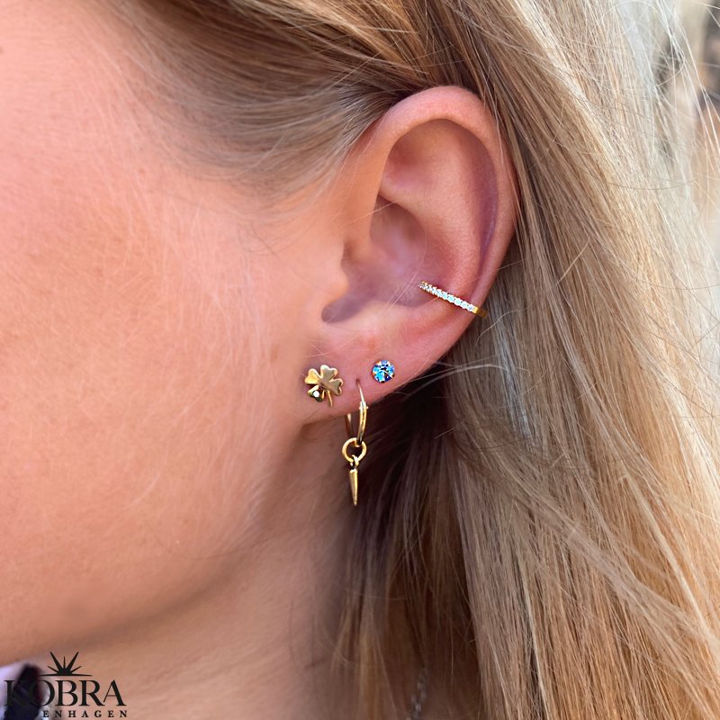 "Grace" 18 karat forgyldte firklvere med lille zirkonia sten