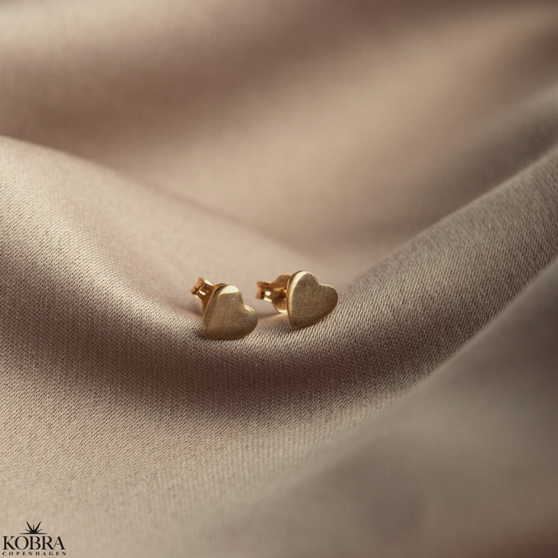 "Mini heart" small heart earrings in gold