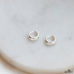 "Cilla"  sm kantede hoops i slv