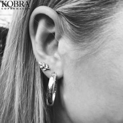 "Blair" sm reringe i sterling slv med hvide sten