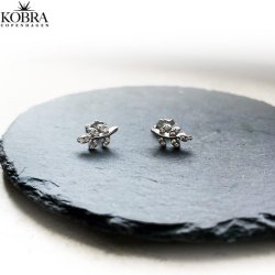 "Blair" sm reringe i sterling slv med hvide sten