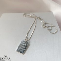 "Mayday" Mini halskde i sterling slv med gravering