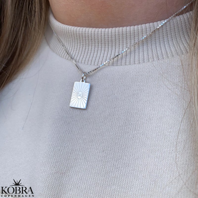 "Mayday" Mini halskde i sterling slv med gravering