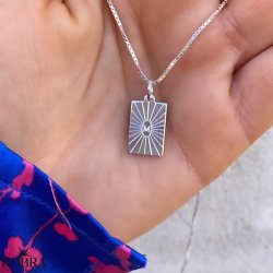 "Mayday" Mini halskde i sterling slv med gravering