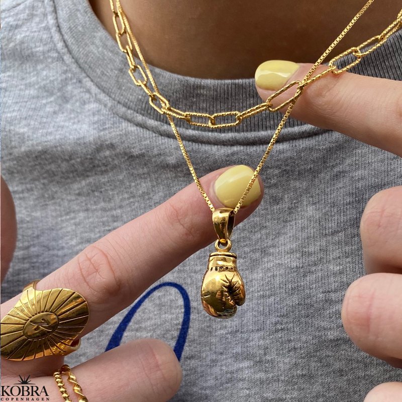 "Boxing" 18 karat forgyldt boksehandske halskde