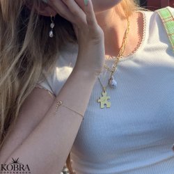 "Kansas" 18 carat gold plated necklace with freshwater pearl