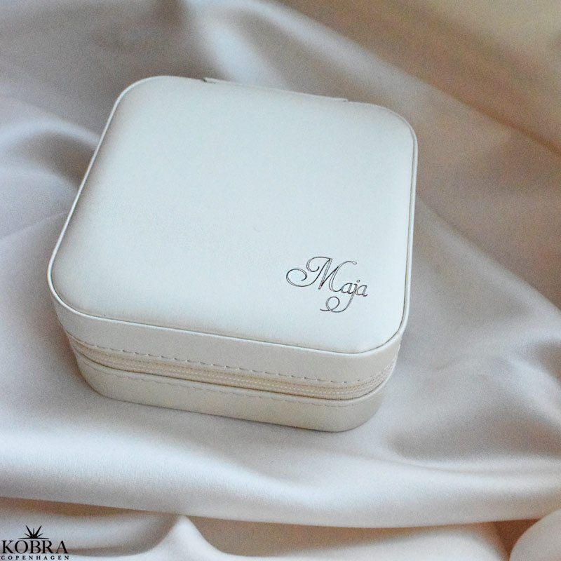 "Love Story" dit personlige smykkeskrin!