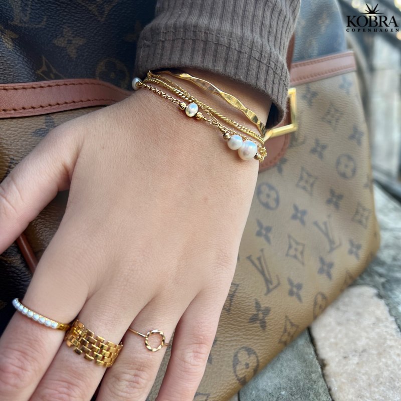 "Carolina" snoet guld ring