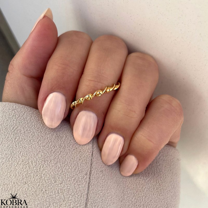 "Esmeralda" snoet ring i forgyldt 