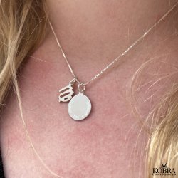 "Hoshi" hndlavet zodiac charm i slv