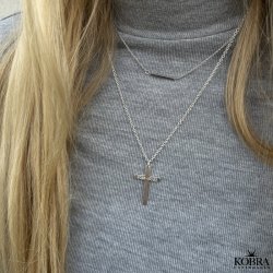 "Free" sølv kors halskæde med personlig gravering