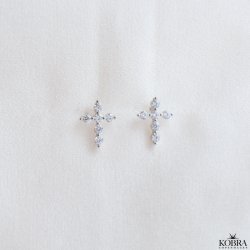 "Kaia" slv kors restik med sten 