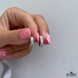 "Isla" slv reringe med hvide sten