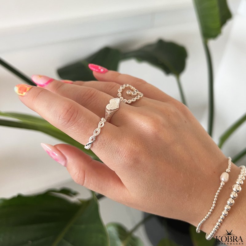 "Emma" braided ring in silver