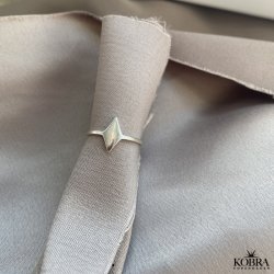 "Harlekin" ring i slv, med personlig gravering