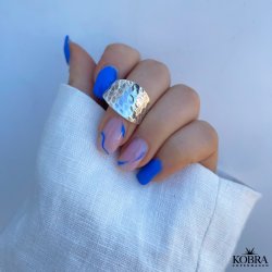 Narrow "Phlox" hammered ring in sterling silver