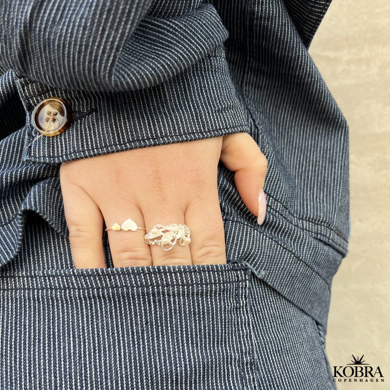 "Marina" silver leaf ring with pearls