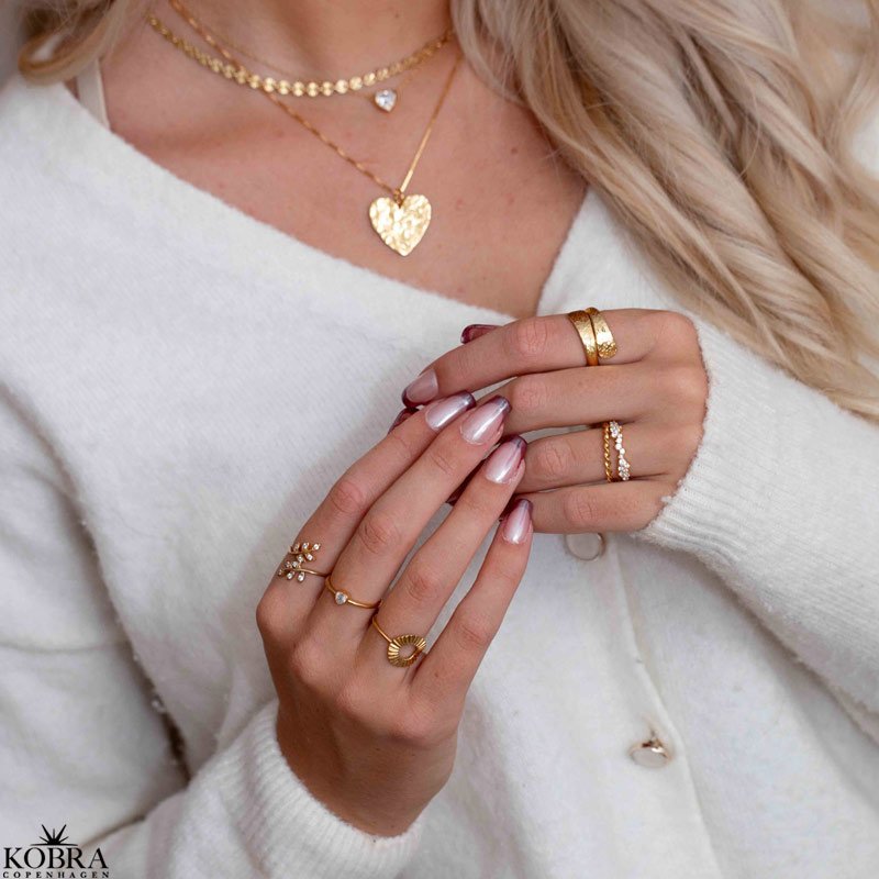 "Mikami" 18 carat gold plated ring with white stones