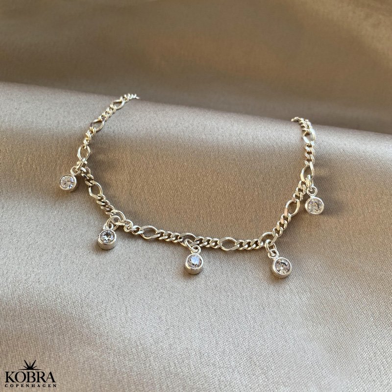 "Sanna" slv ankelkde med hvide zirkonia sten