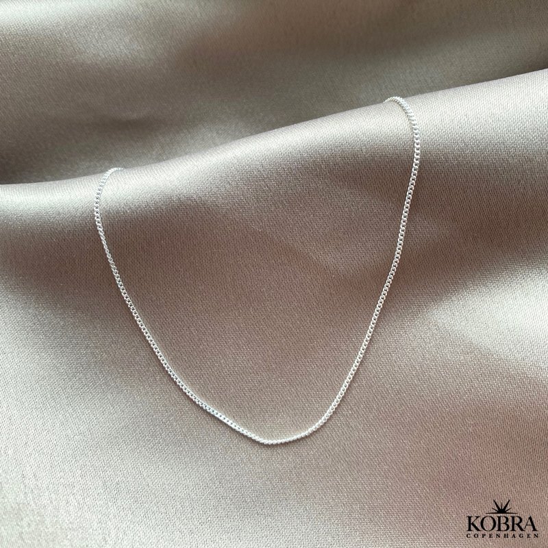 "Clinton" 1mm panzer ankelkde i sterling slv 