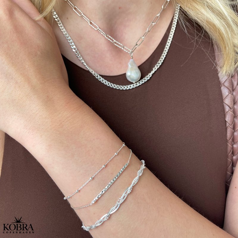 "Kansas" halskde i slv med gte ferskvandsperle 