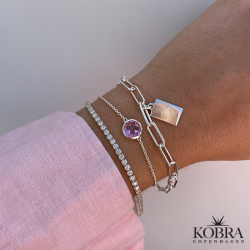 "Maeve" slv armbnd med lille firkantet tag