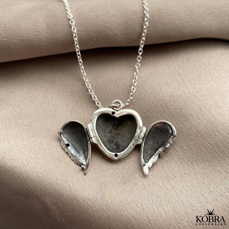 Hjerte slv medaljon "Callie" med plads til 3 billeder