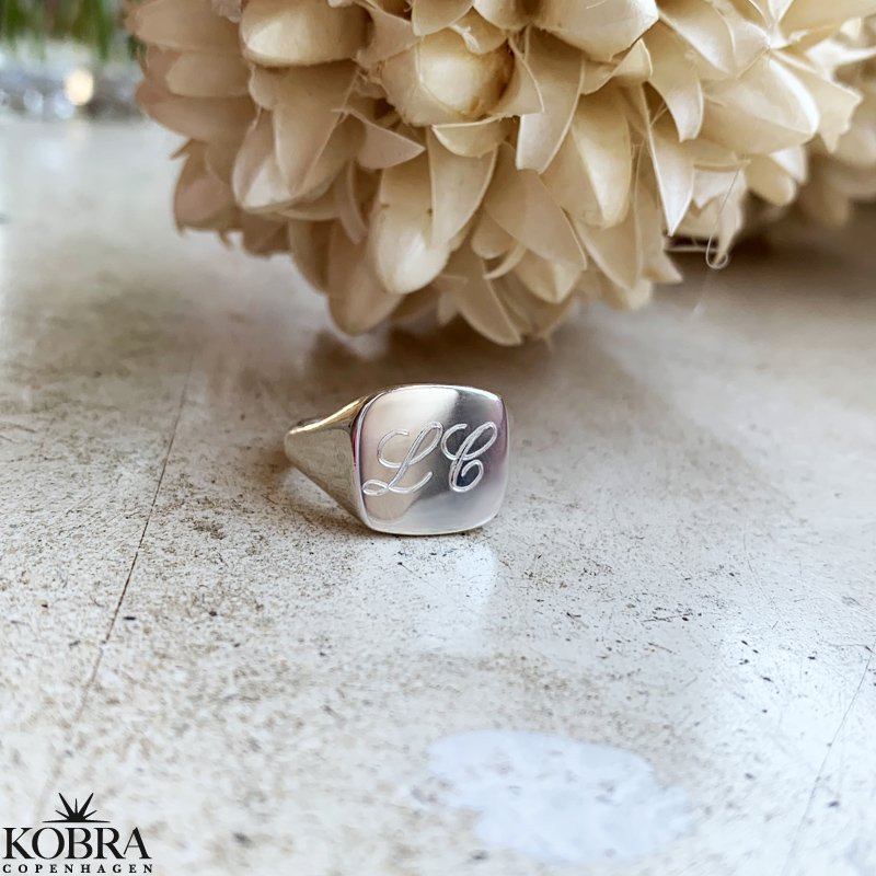 "London" signet ring i sterling silver including engraving