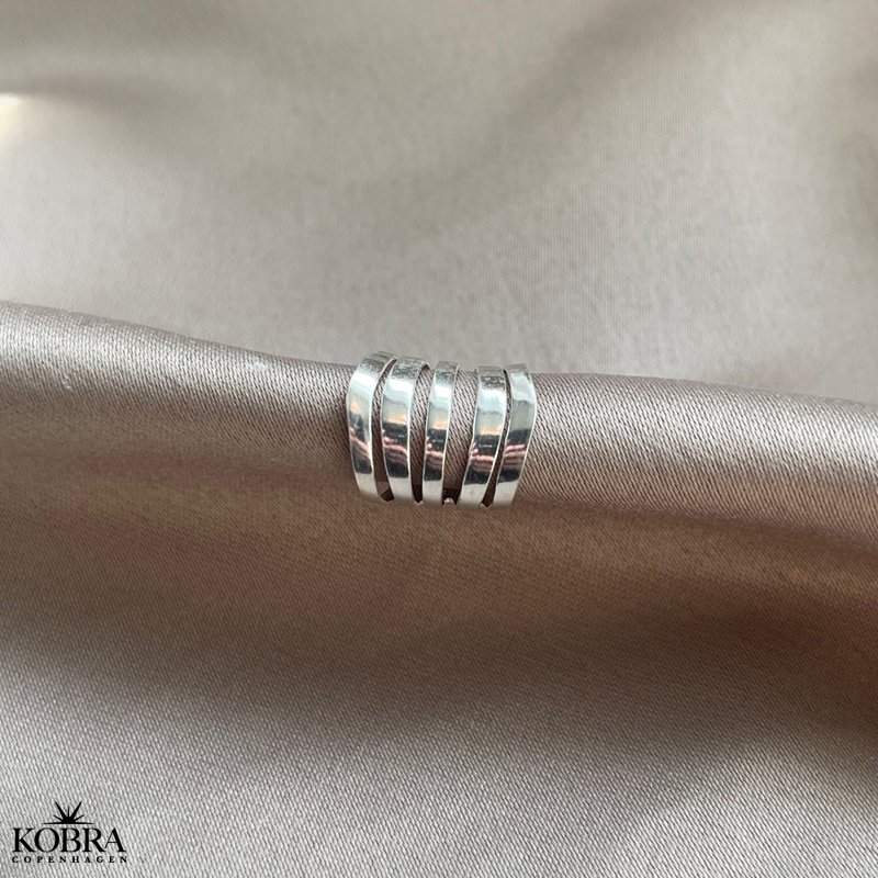 "Fay" Simpel earcuff i slv