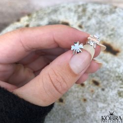 "Grace" sm firklvere i slv med lille sten