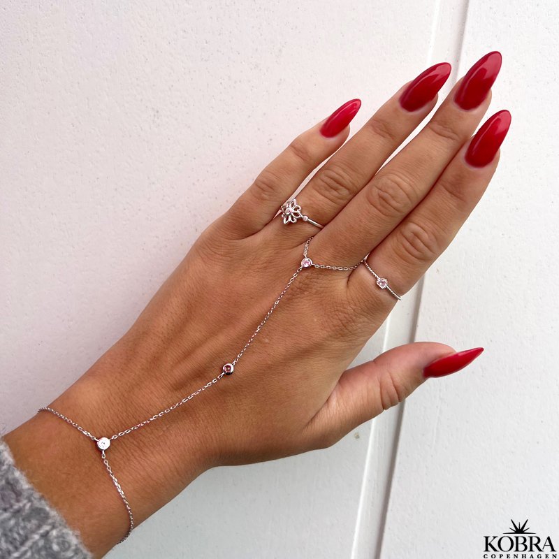 "Jemma" slv ring med hvid hjertesten