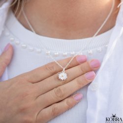 "Marguerit" halskęde med lille marguerit